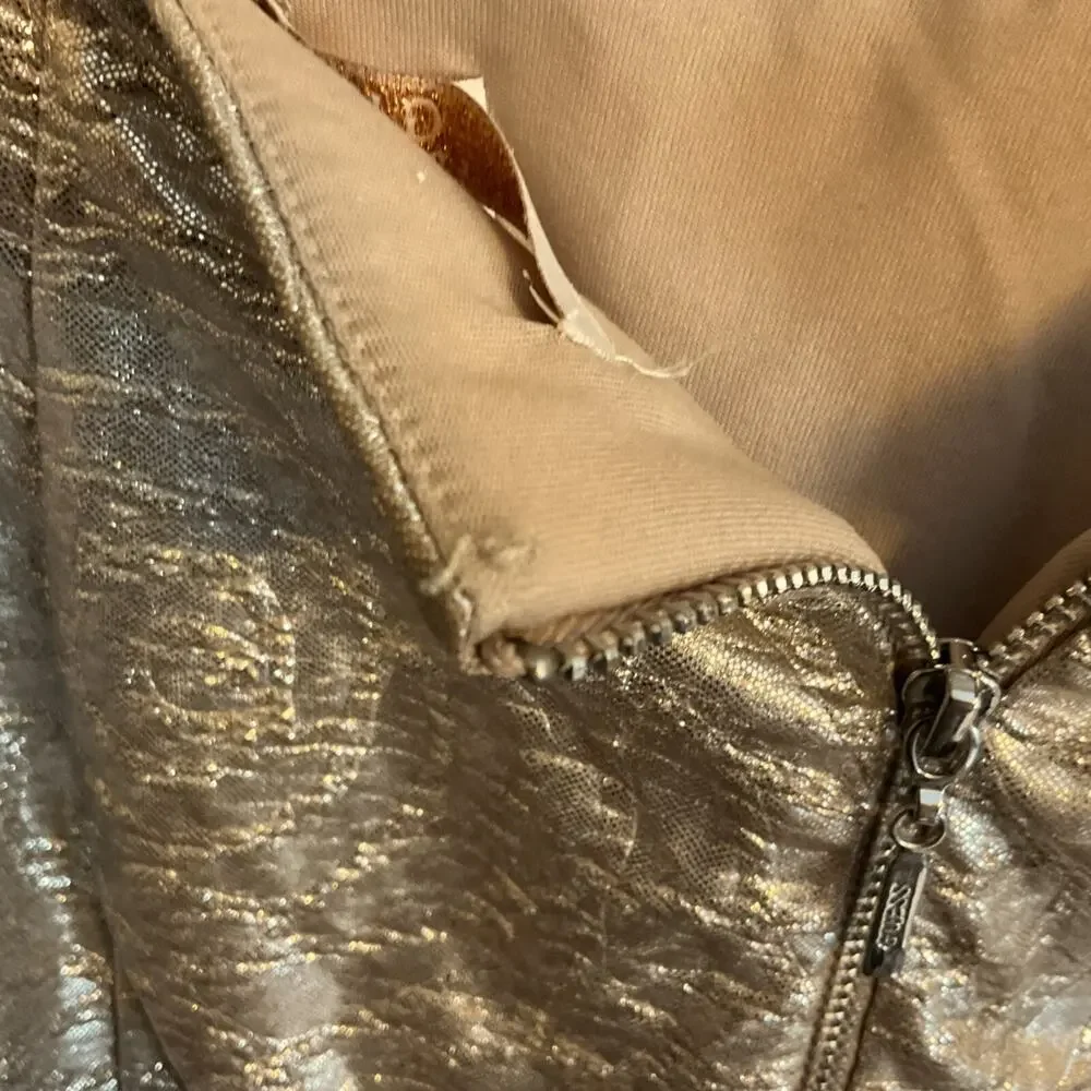 GUESS Mini Skirt Metallic Textured‎ Women’s Size 0 Stretch Zip Back Lined
